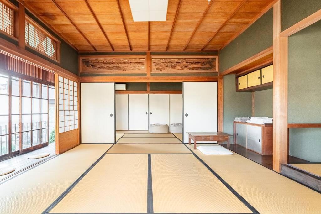 日々の宿: 宇野駅から車で5分 直島へ 最大7名様 古民家貸切 一棟貸し Tamana Zewnętrze zdjęcie