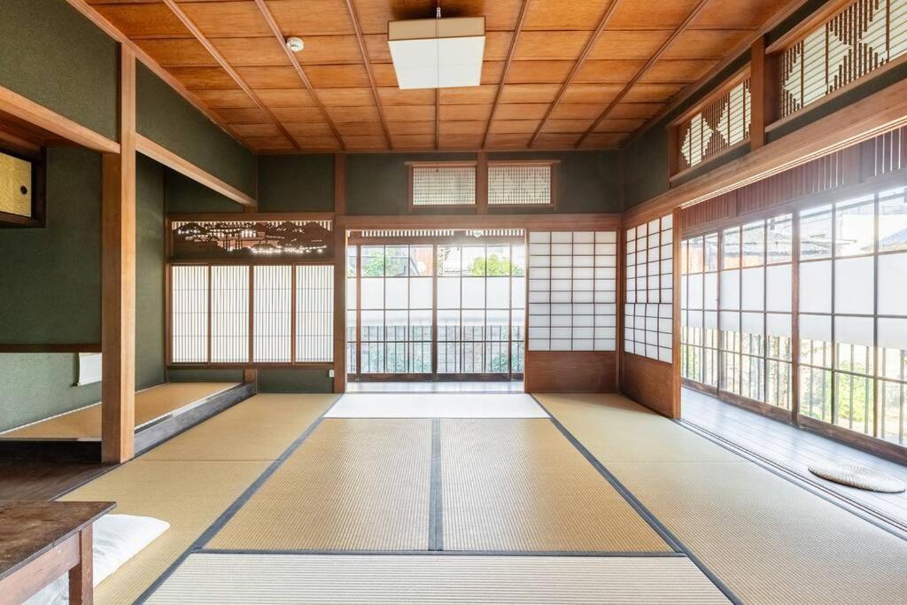 日々の宿: 宇野駅から車で5分 直島へ 最大7名様 古民家貸切 一棟貸し Tamana Zewnętrze zdjęcie